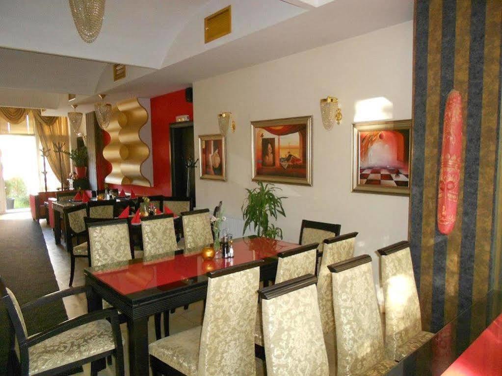 Gala-Garden Hotel Bitola Kültér fotó