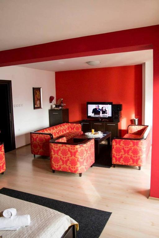 Gala-Garden Hotel Bitola Kültér fotó