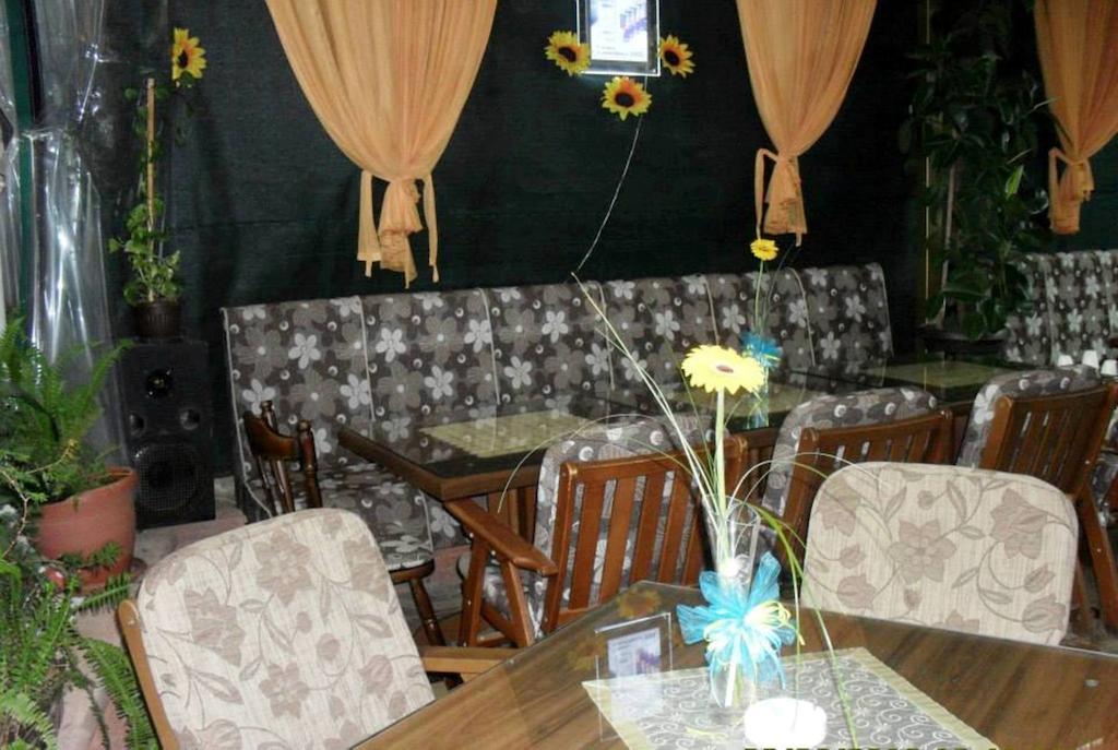 Gala-Garden Hotel Bitola Kültér fotó