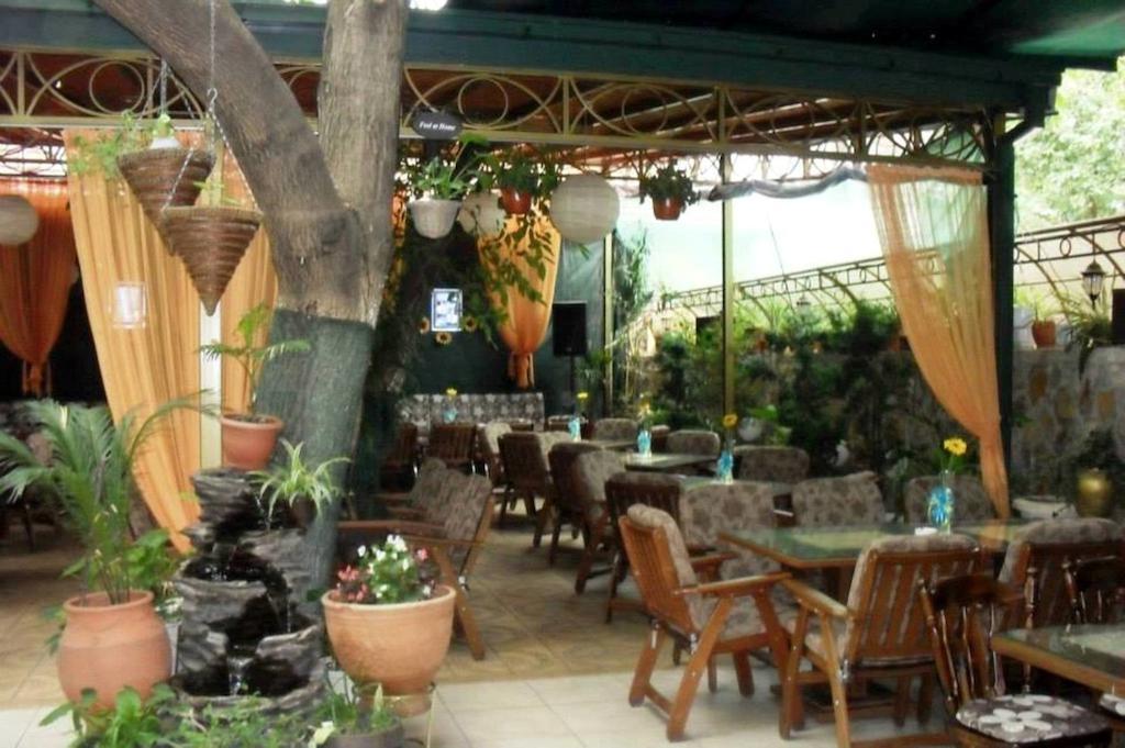 Gala-Garden Hotel Bitola Kültér fotó