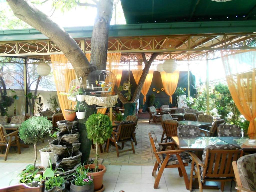 Gala-Garden Hotel Bitola Kültér fotó